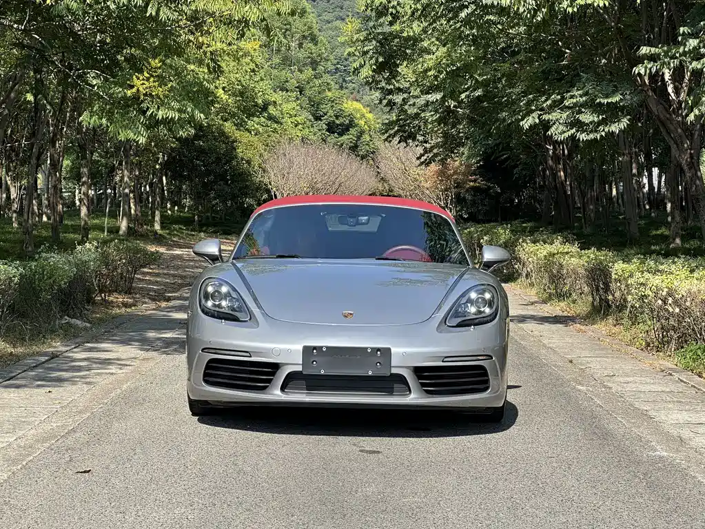PORSCHE  718