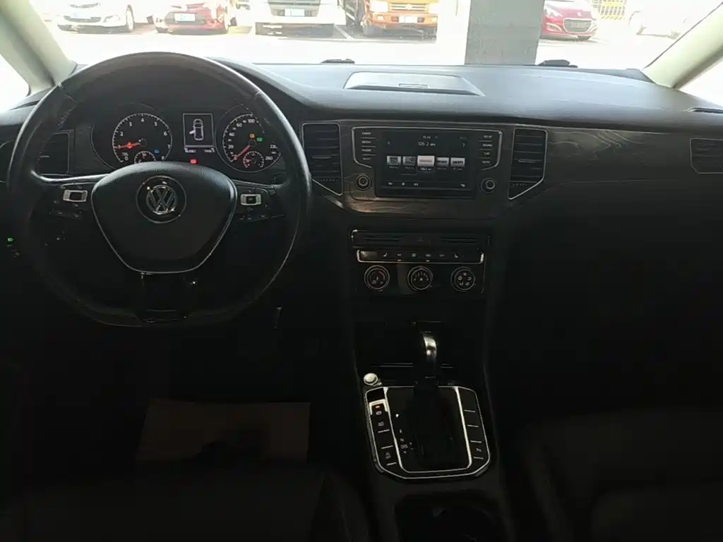 Volkswagen Golf Sportsvan — миниатюра 10