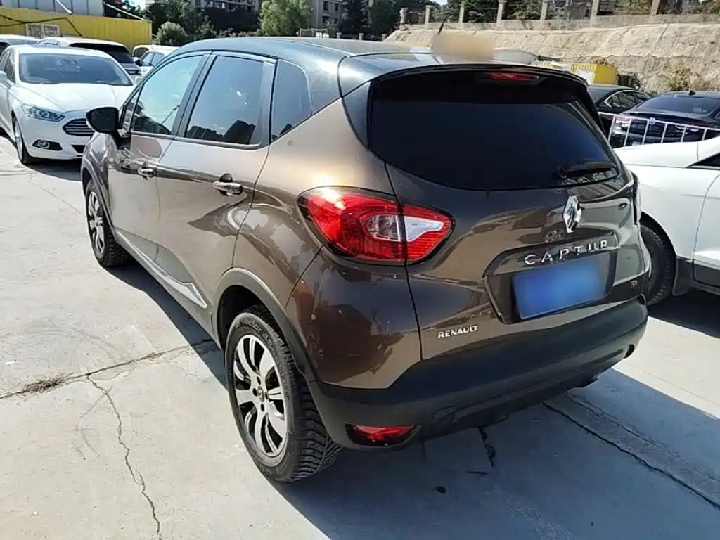Renault Captur — миниатюра 5