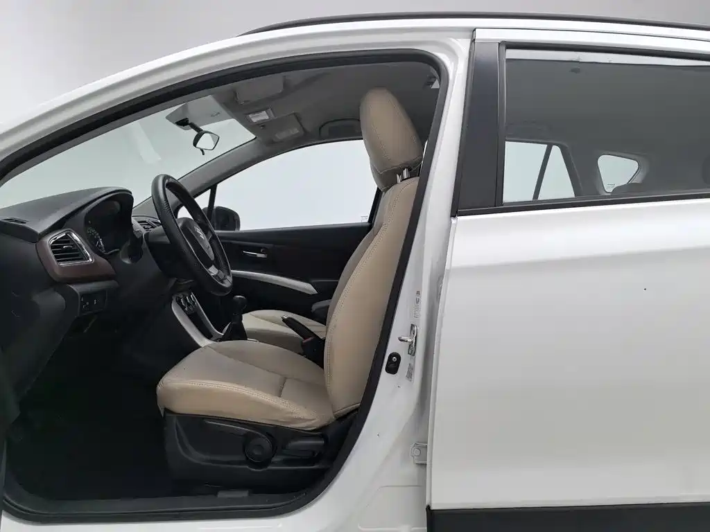 Suzuki Vitara — миниатюра 10