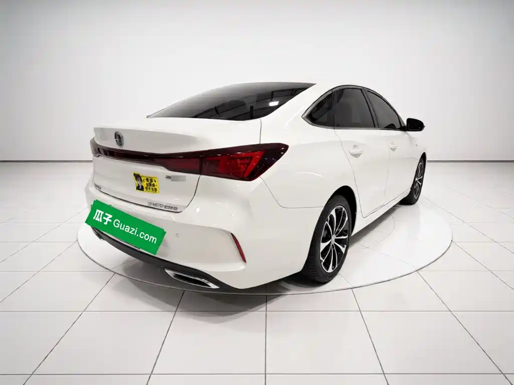 Changan Eado — миниатюра 6