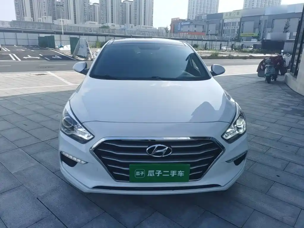 Hyundai Mistra — миниатюра 3