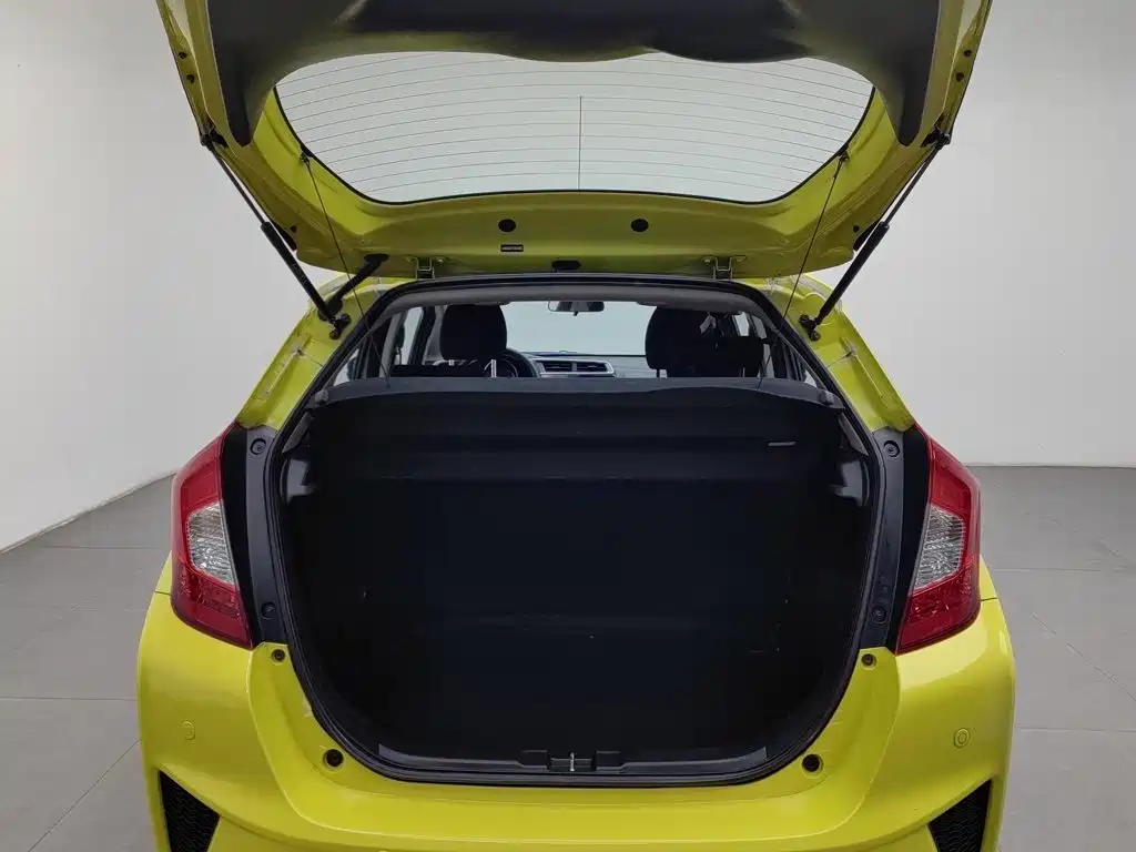Honda Fit — миниатюра 16