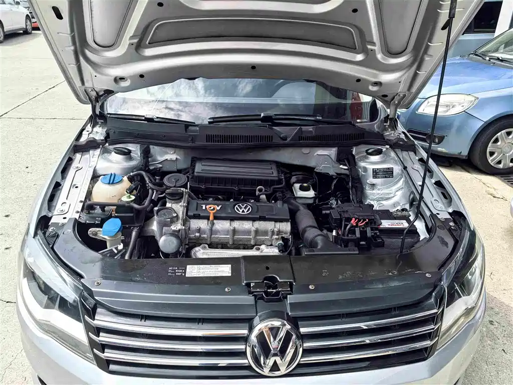 Volkswagen Bora — миниатюра 18