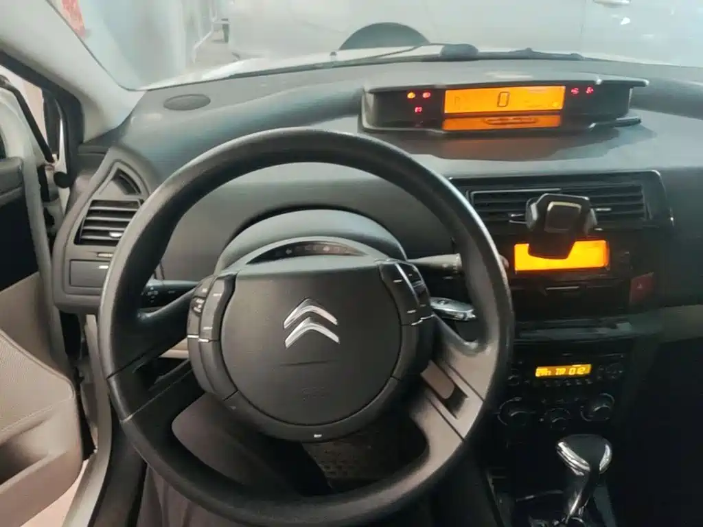 Citroen C-Quatre — миниатюра 10