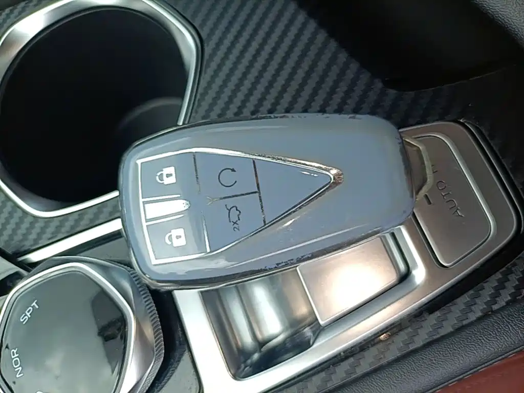 Changan Eado — миниатюра 9