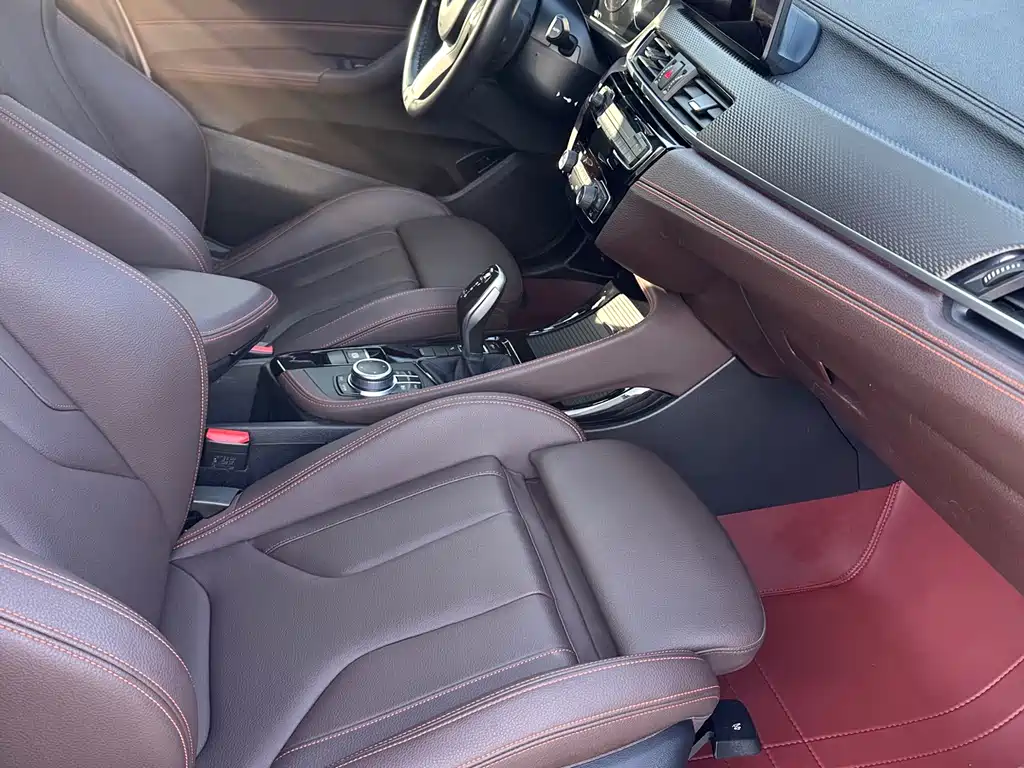 BMW X2 2022 sDrive25i