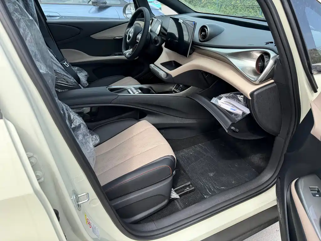 BYD Dolphin — миниатюра 5