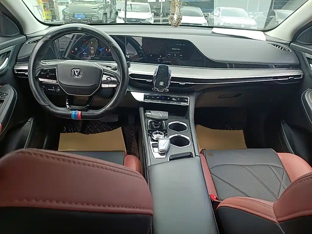 Changan Eado — миниатюра 10