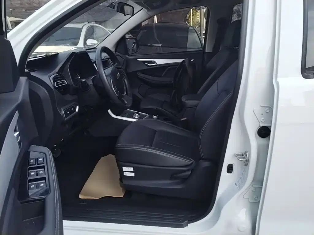 Isuzu RE-MAX Ruimai — миниатюра 15