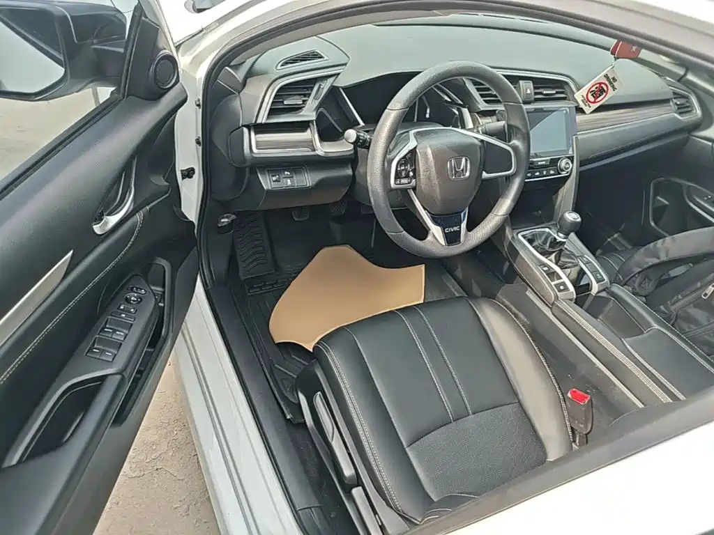 Honda Civic — миниатюра 16