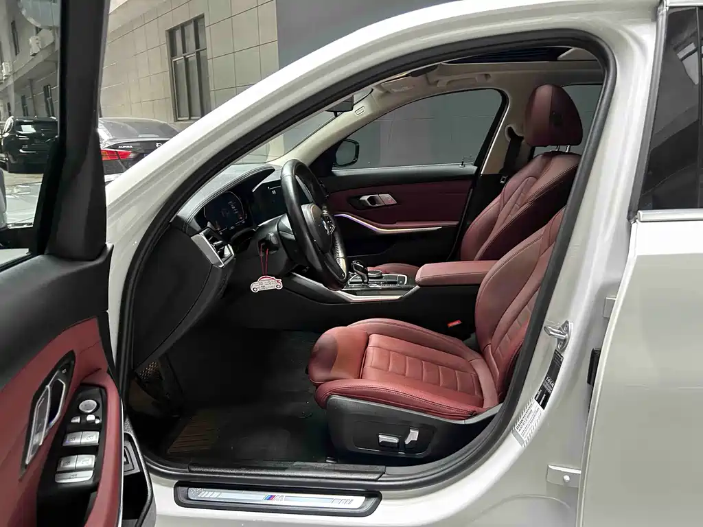 BMW 3 Series — миниатюра 11
