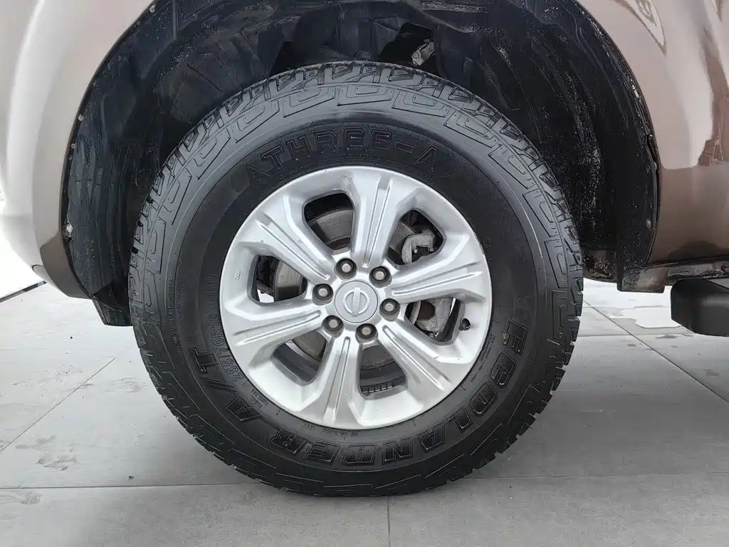 Nissan Navara — миниатюра 17