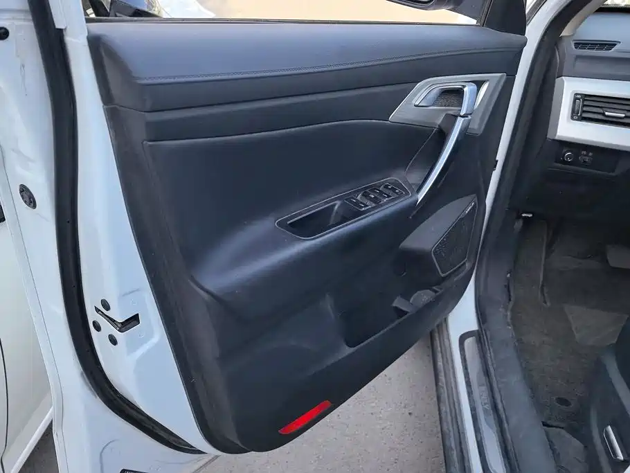 Geely Boyue — миниатюра 7