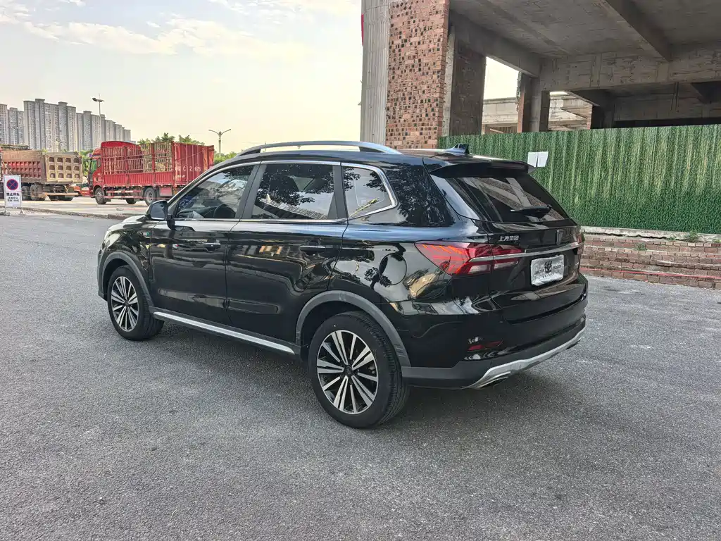 Roewe RX5 — миниатюра 7