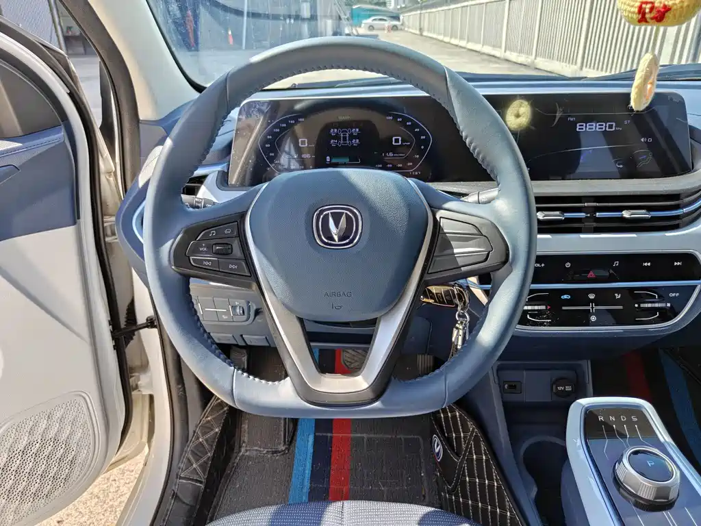 Changan Benben E-Star — миниатюра 9