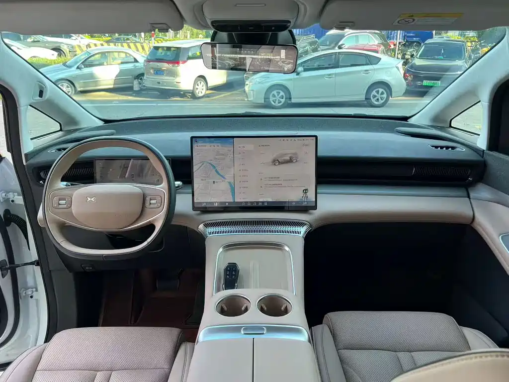 Xpeng X9 2024 702 Pro