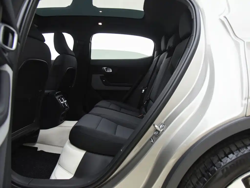 Polestar Polestar 2 — миниатюра 13
