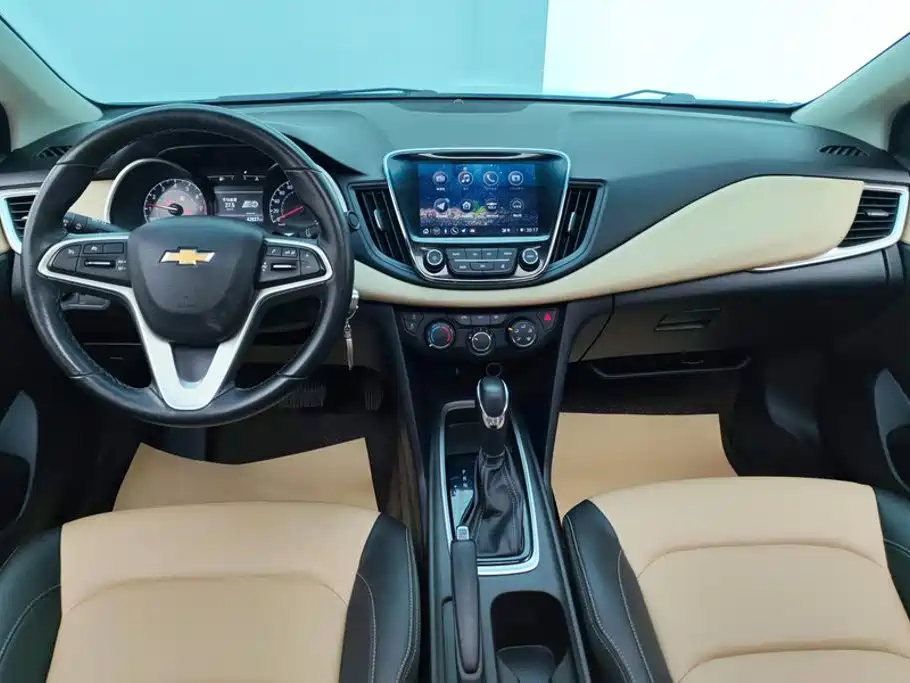 Chevrolet Monza — миниатюра 12
