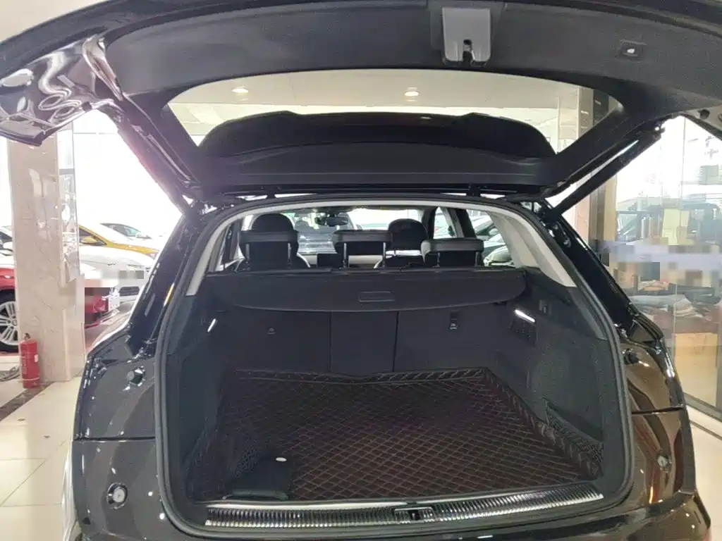 Audi Q5L — миниатюра 19