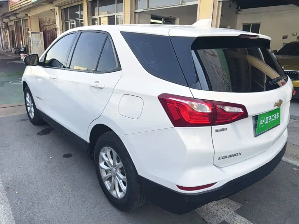 Chevrolet Equinox — миниатюра 5