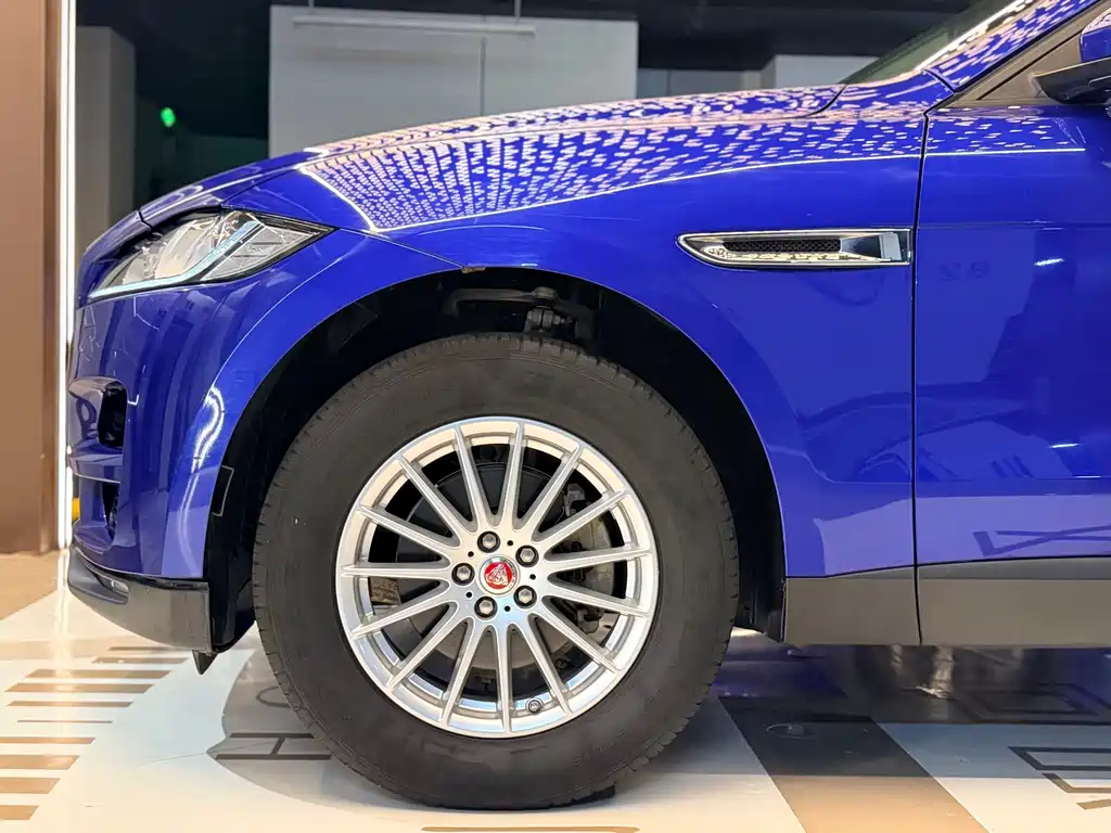 Jaguar F-PACE — миниатюра 9