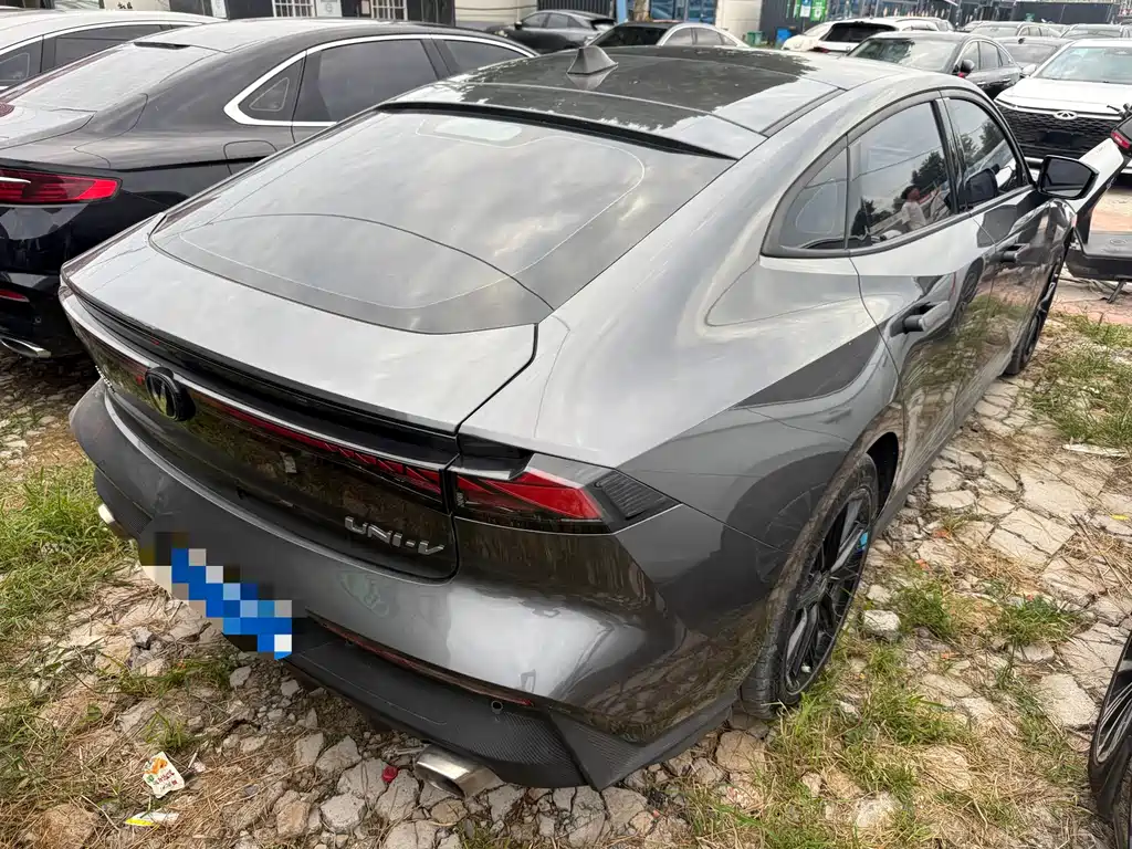Changan UNI-V — миниатюра 9