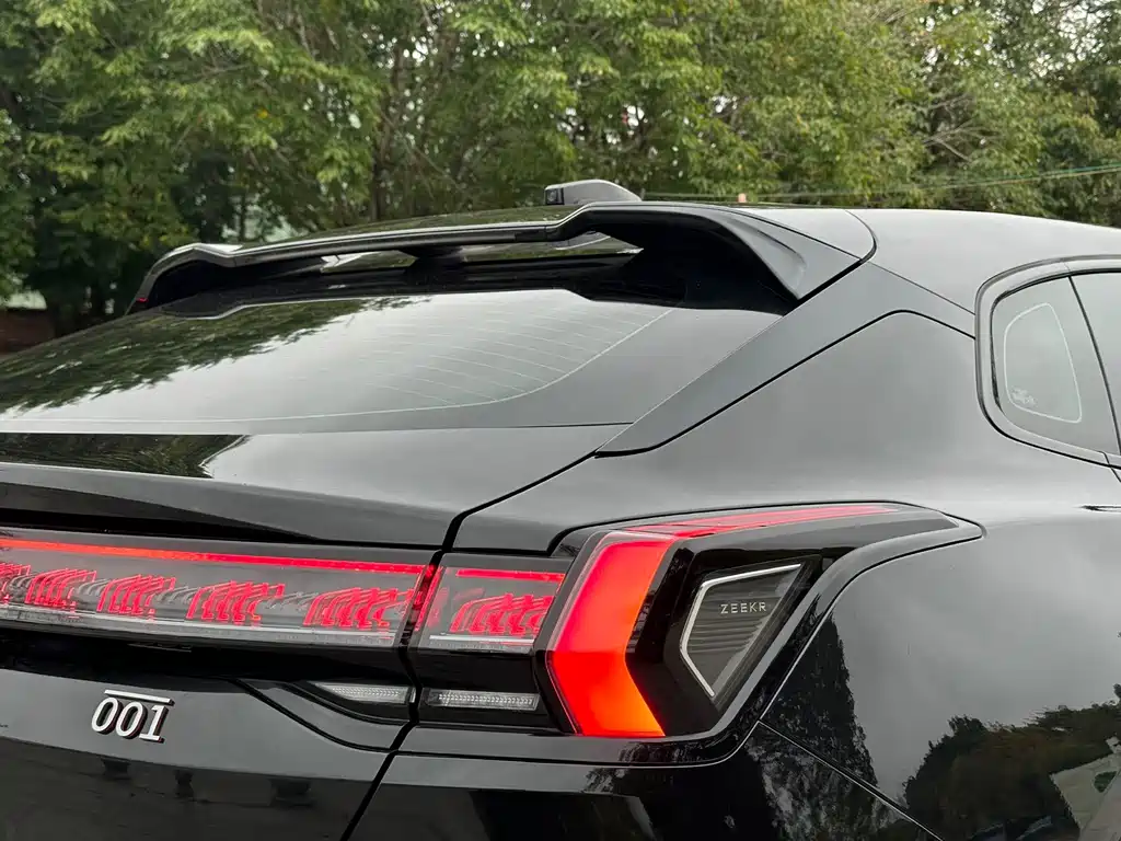 ZEEKR EXTREME KRYPTON 001