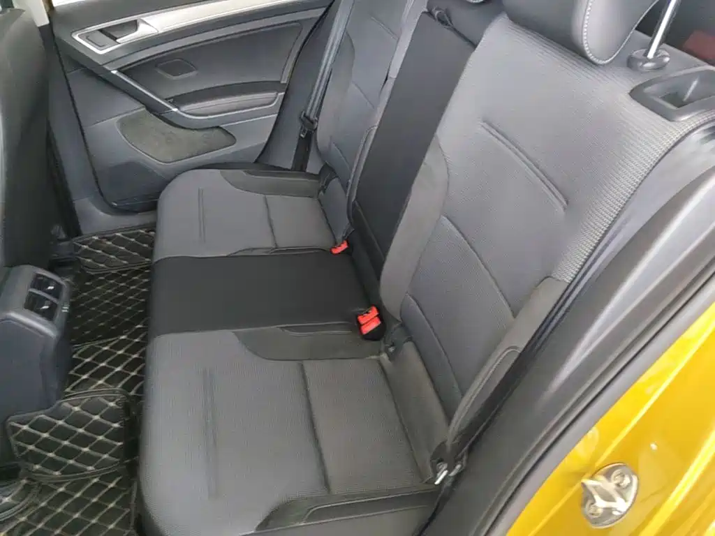 Volkswagen Golf — миниатюра 17