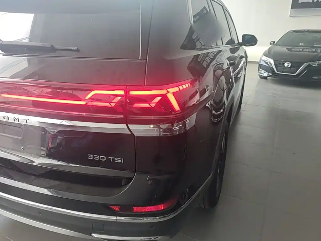 Volkswagen Teramont — миниатюра 8