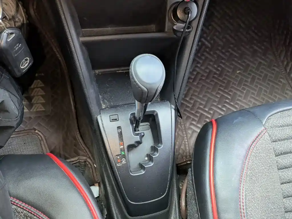 Toyota Yaris L — миниатюра 14