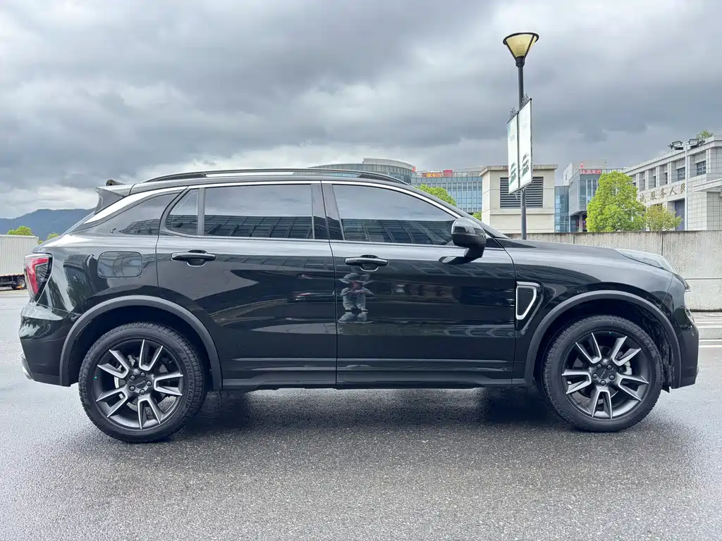 Lynk & Co 01 — миниатюра 29
