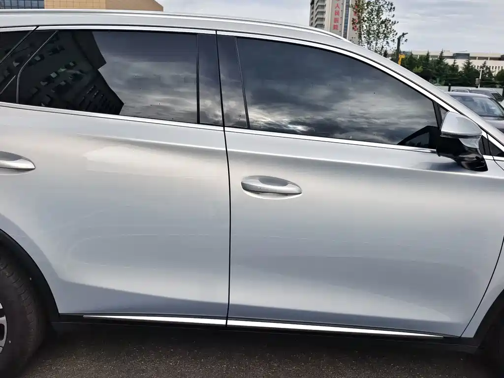 BYD Tang New Energy — миниатюра 21