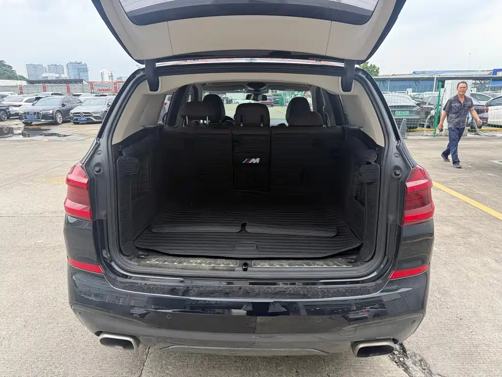BMW X3 — миниатюра 17