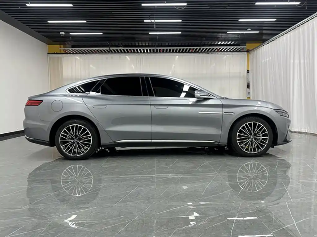 BYD Han — миниатюра 8