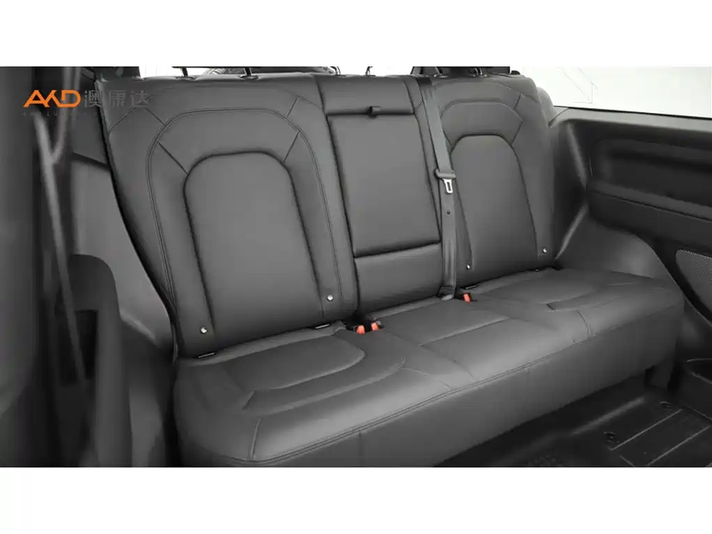 Land Rover Defender — миниатюра 8