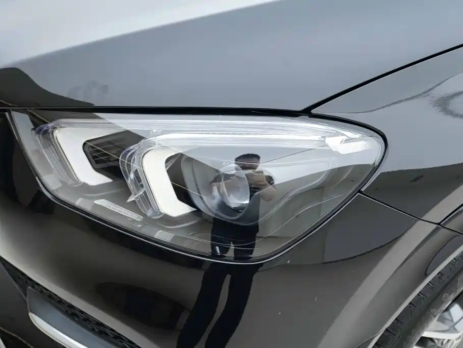 Mercedes-Benz GLE (Import) — миниатюра 14