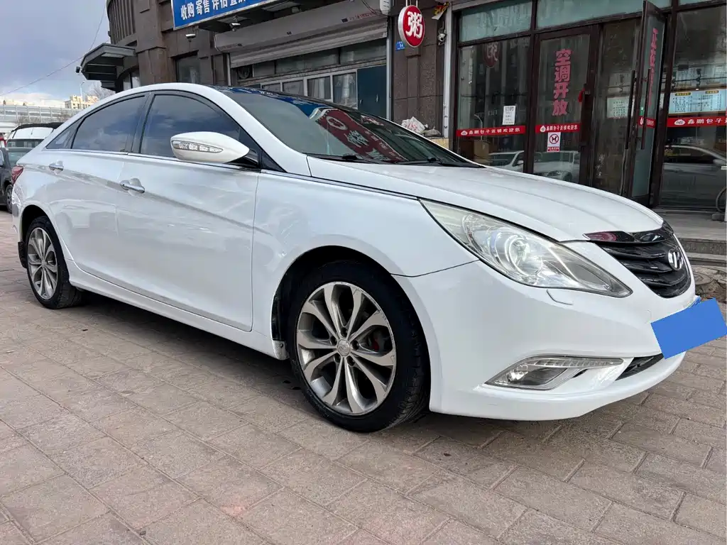 Hyundai Sonata — миниатюра 3