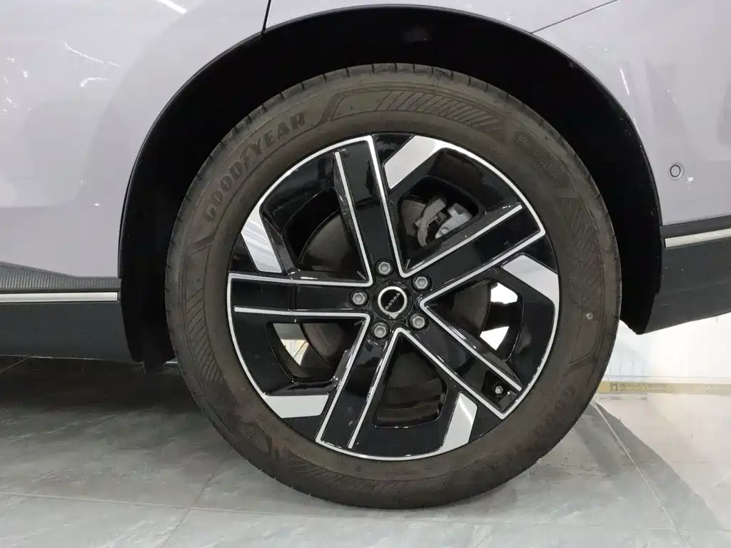 Volvo гибрид Volvo XC70 plug-in — миниатюра 21