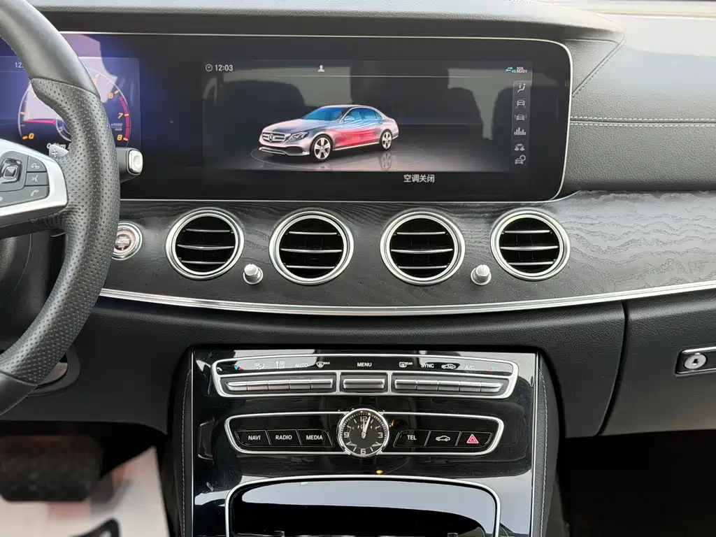Mercedes-Benz E-Class E 200 L 4MATIC, фото 12