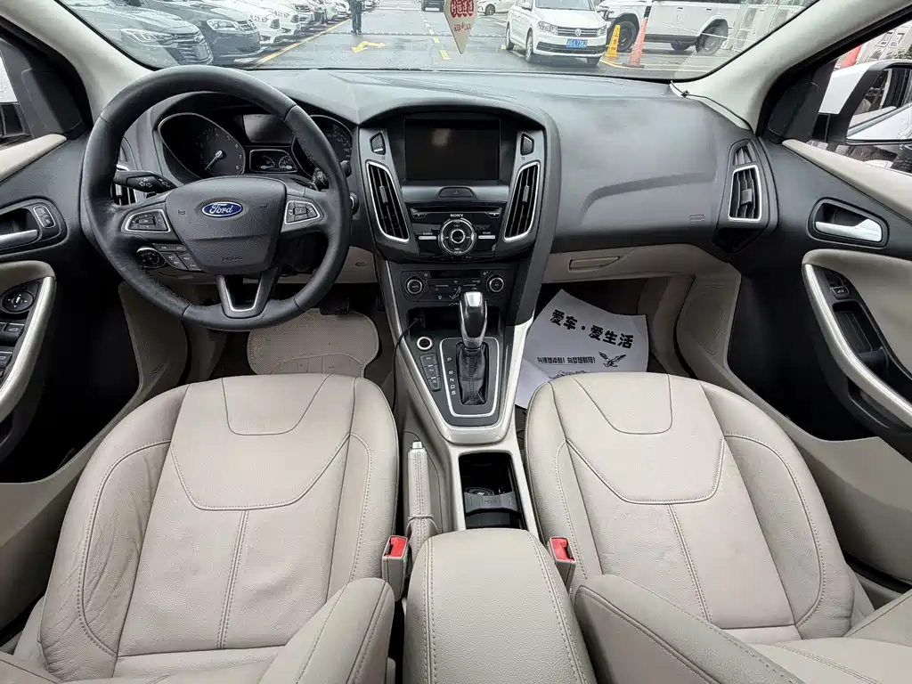 Ford Focus — миниатюра 5