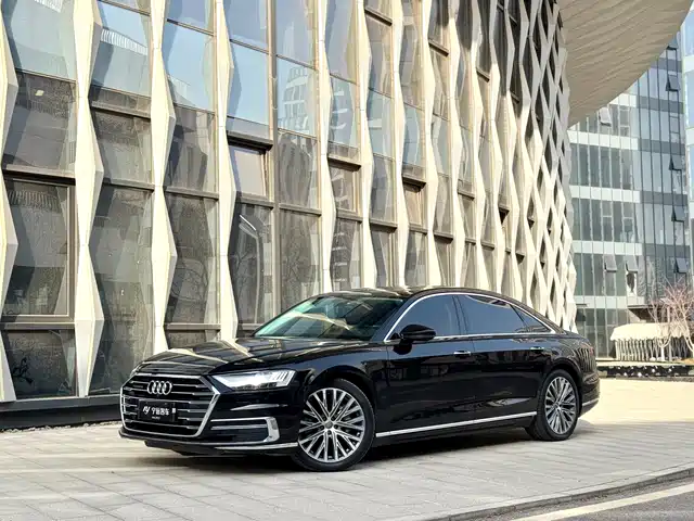AUDI A8 2020