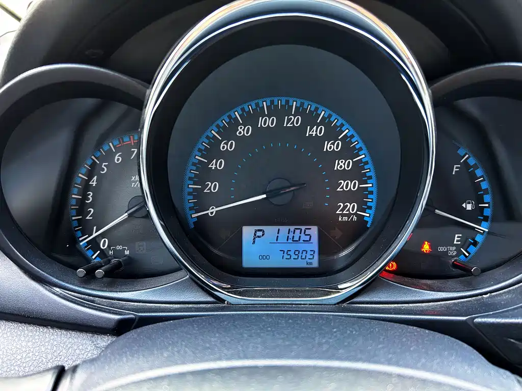 TOYOTA YARIS L ZHIXUAN