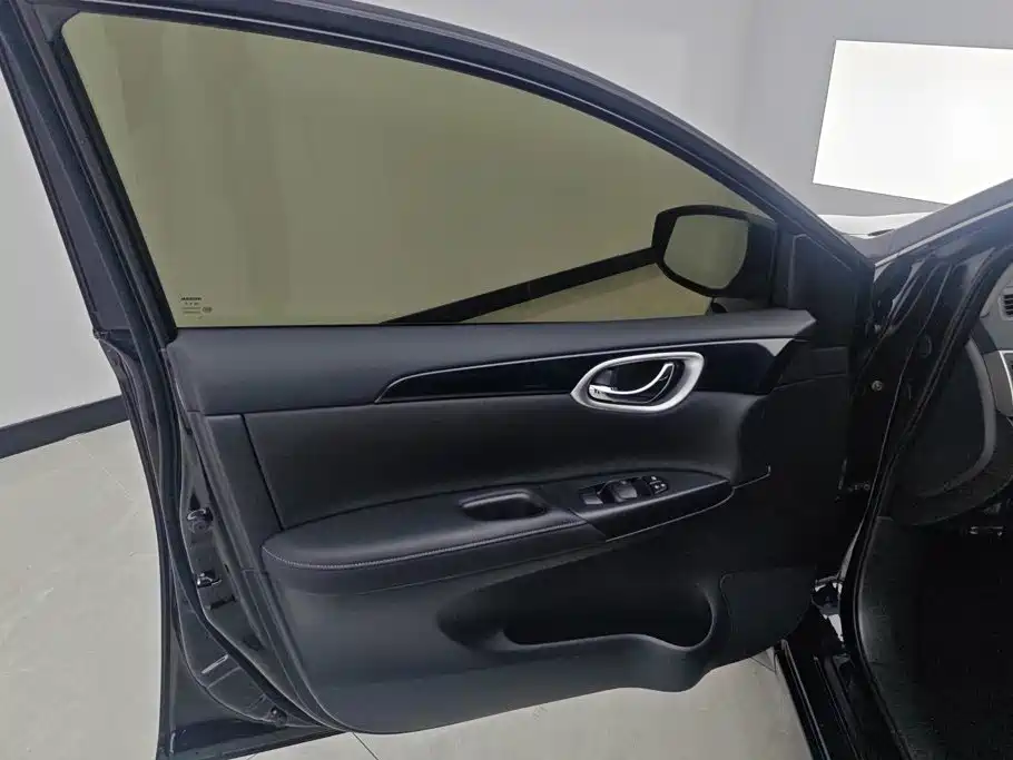 Nissan Sylphy — миниатюра 7