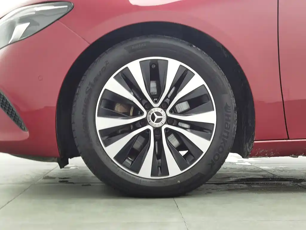 Mercedes-Benz B-Class — миниатюра 17