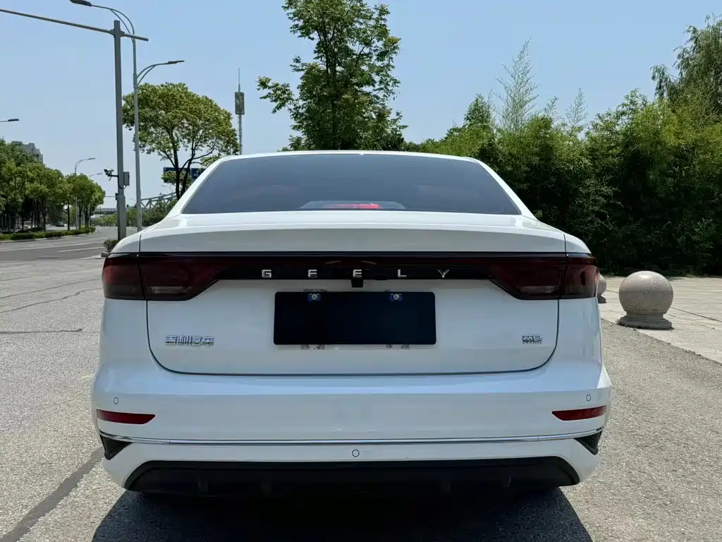 GEELY AUTOMOBILE EMGRAND