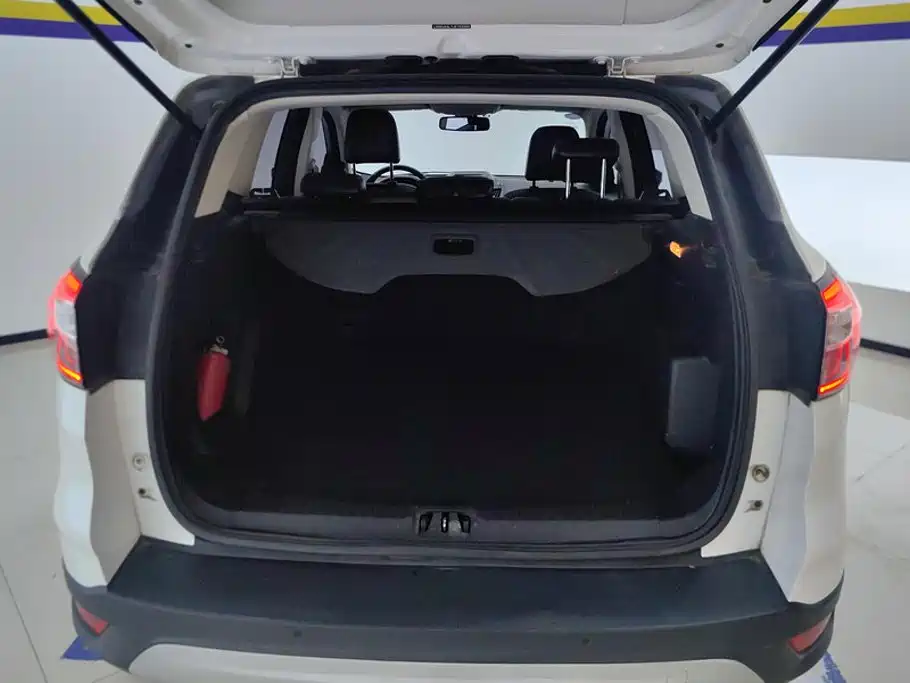 Ford Kuga — миниатюра 4