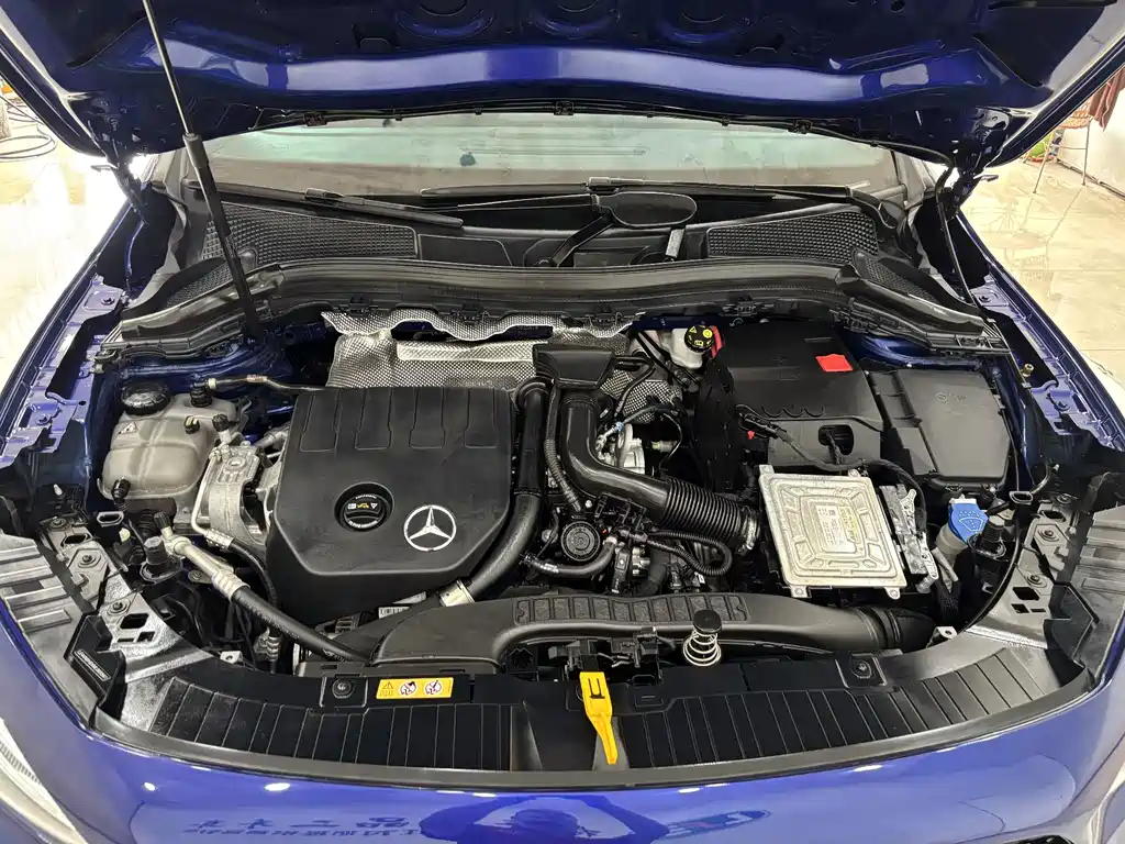 Mercedes-Benz GLA — миниатюра 32