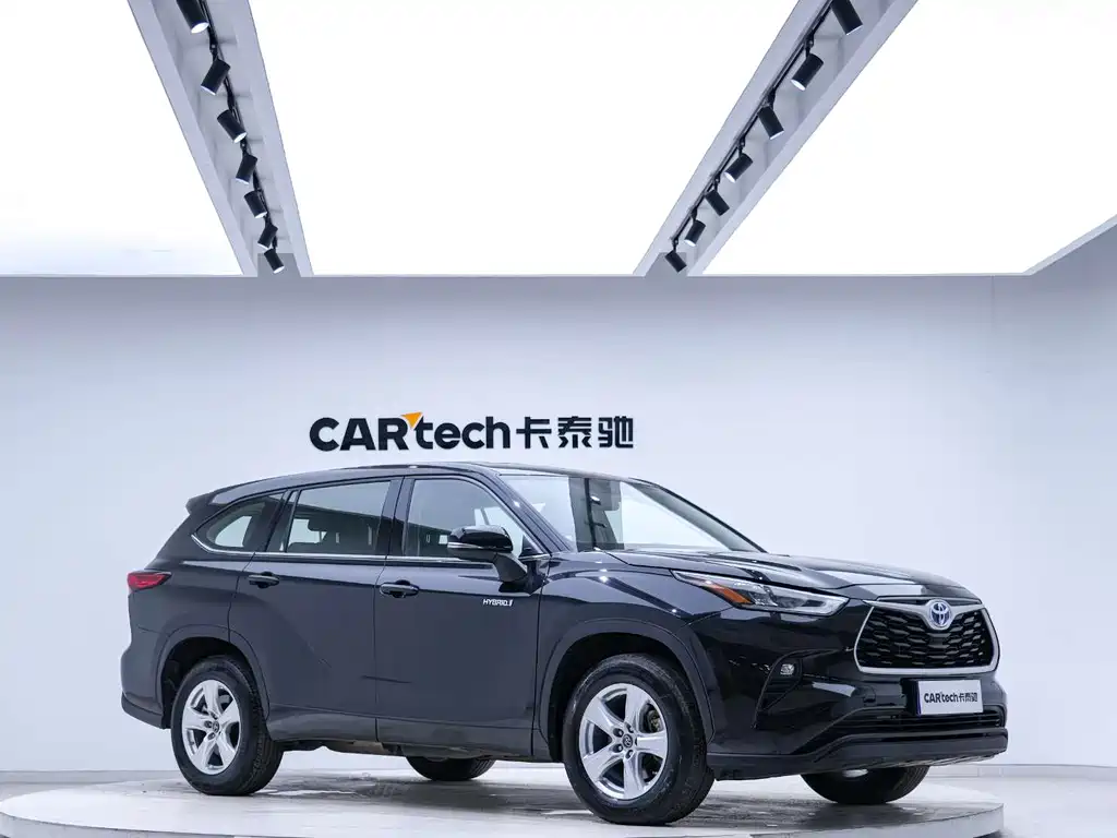 Toyota Highlander 2023 2.5L Elite 7 мест