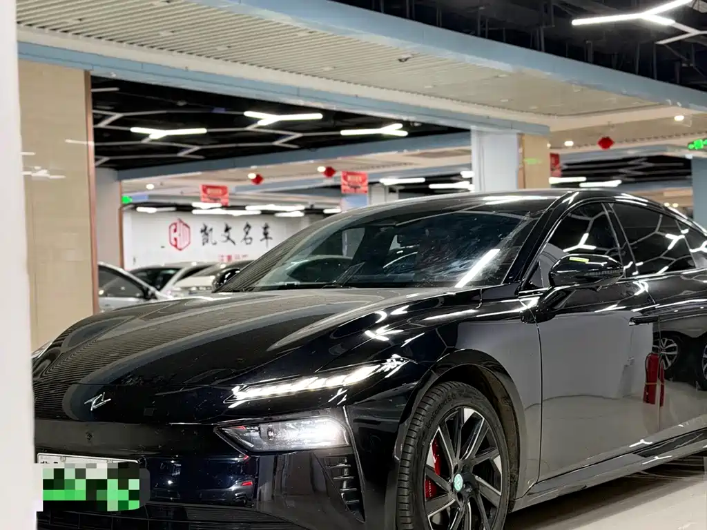 Dongfeng eπ007